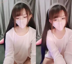 又一个大极品新人~【裹裹】这么漂亮~白浆都给震出来2