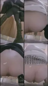 商场女厕后拍 极品美女