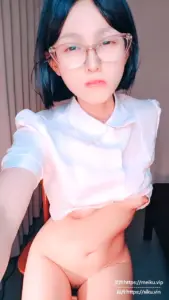 √顶级反差 乖乖女！【夏嫣】细皮嫩肉短发学妹 大屌插屄 5