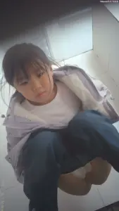 稀缺厕拍第11部 16/39