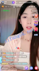 初夏人气少妇-慕夏(酥心)私下1V1再度来袭口阳具双道具自慰