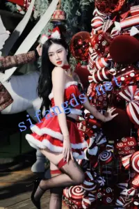 颜值女神【晴宝】被多位金主包养泄密，第三弹！新春最新