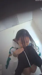 稀缺厕拍第11部 29/48