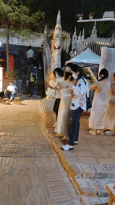 ⚫️步行街女公厕真实偷拍多位女性方便，正面高清特写镜头